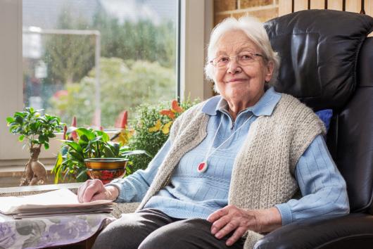 Woman in Aged Care home. Adobe Stock.