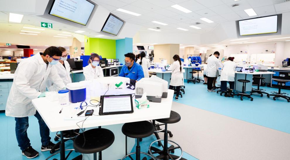 Multidisciplinary collaborative teaching spaces like The Hive Superlab