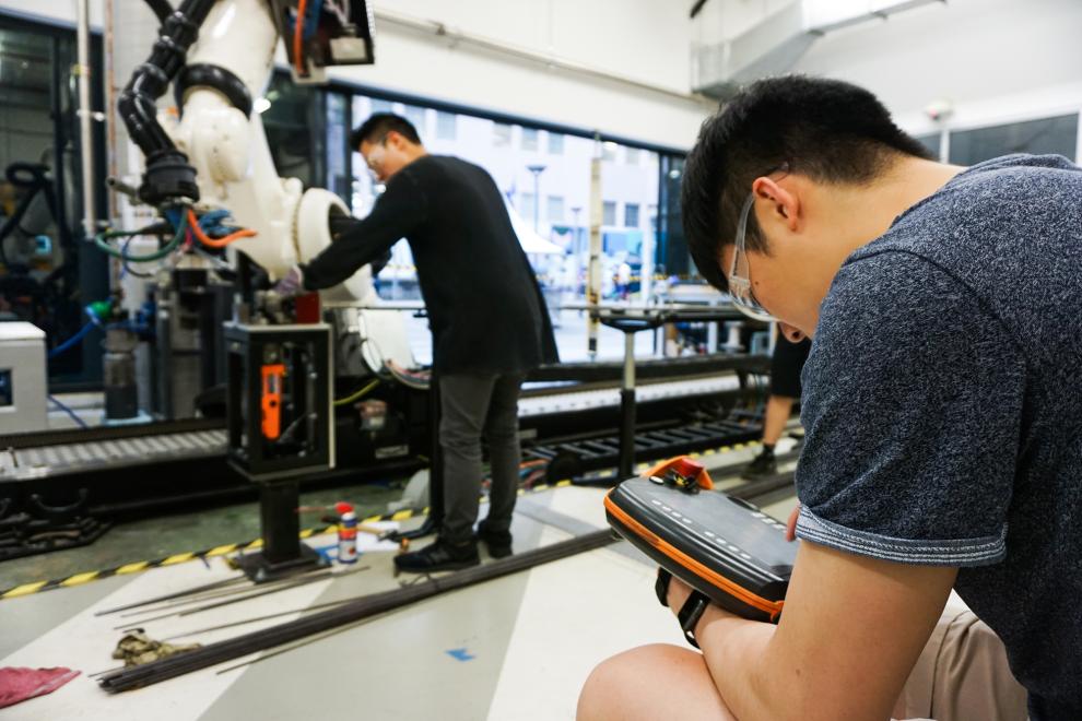 People working in the DAB Advanced Fabrication Research Lab