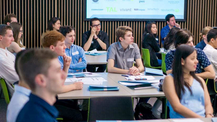 students in collaborative classroom for BIT welcome session