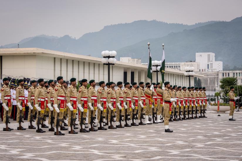 Stock image of Pakistani soldiers on parade
