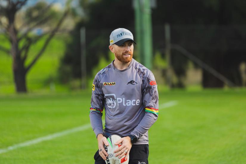 Tom Lovell assisting with training at the Penrith Panthers